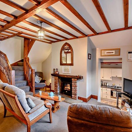 Salty Dog Cottage Whitby Bagian luar foto
