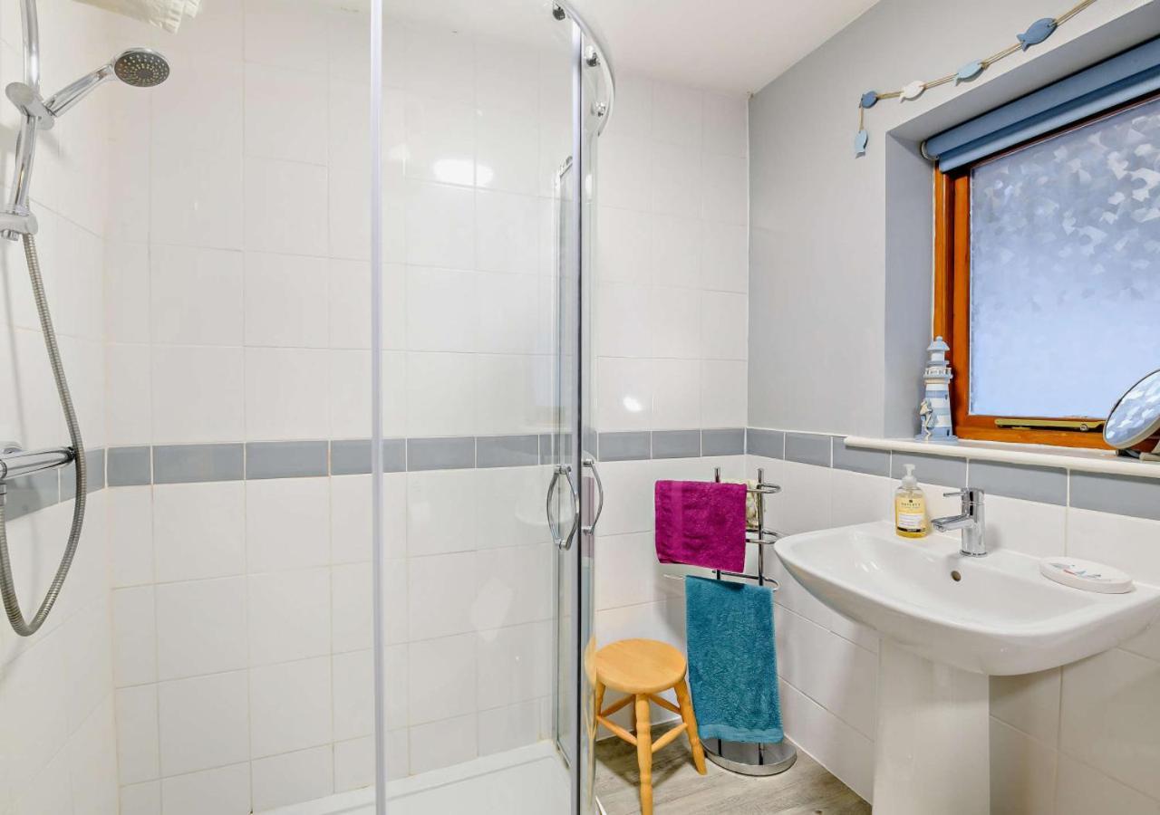 Salty Dog Cottage Whitby Bagian luar foto