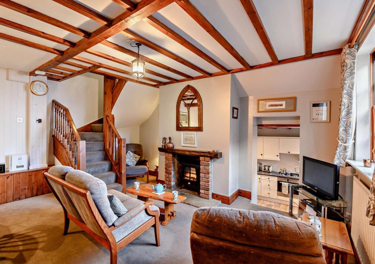 Salty Dog Cottage Whitby Bagian luar foto